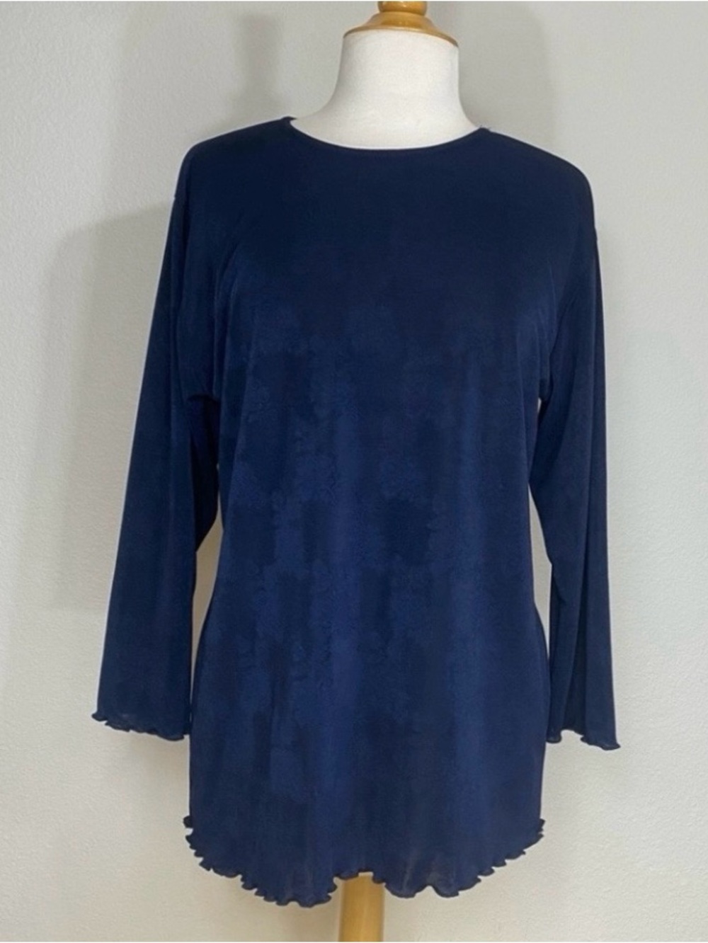 Vintage Nina Taylor Womens Navy Blue Sheen Floral Lettuce Hem Top Size 3X Casual